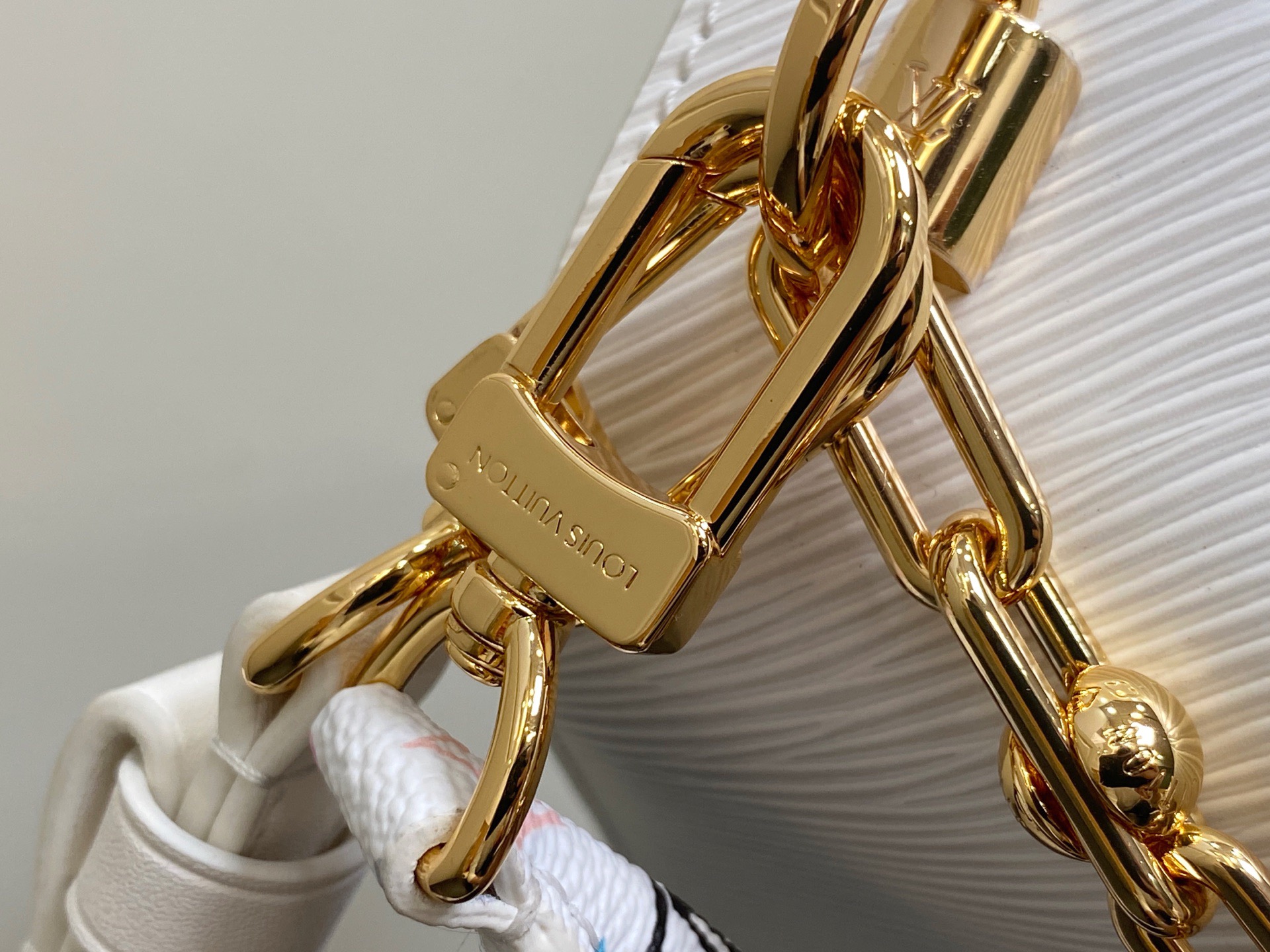 L*ouis V*uitton Top Bag