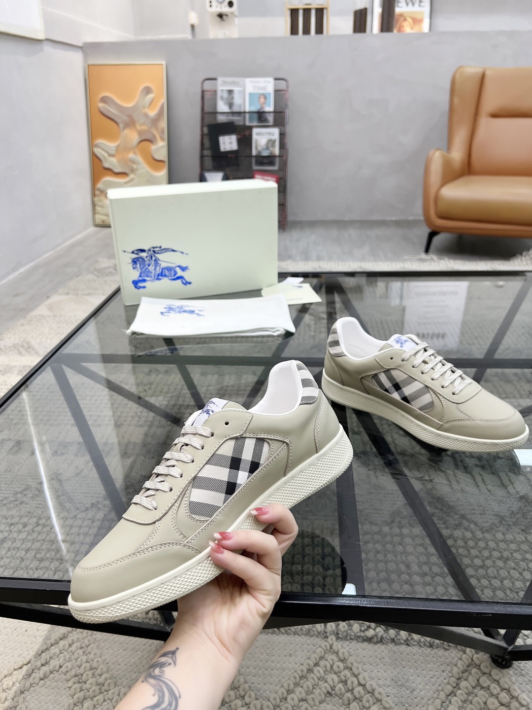 Men B*rberry Sneaker ()