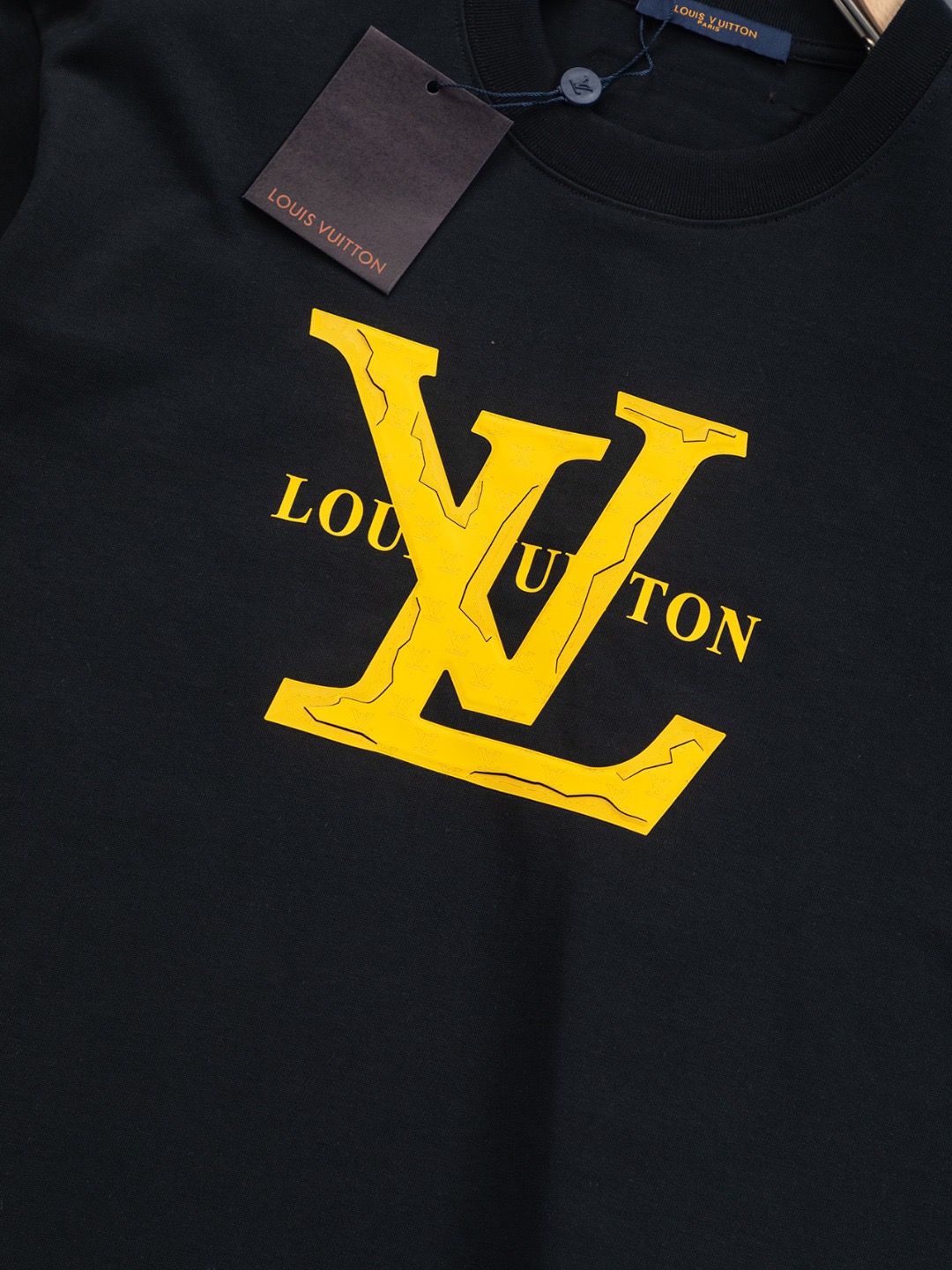 Men T-shirt Top Quality