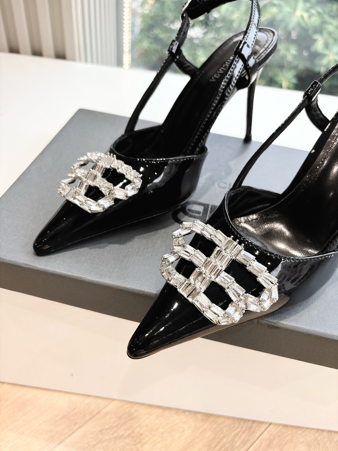 Women B*lenciaga Top Sandals