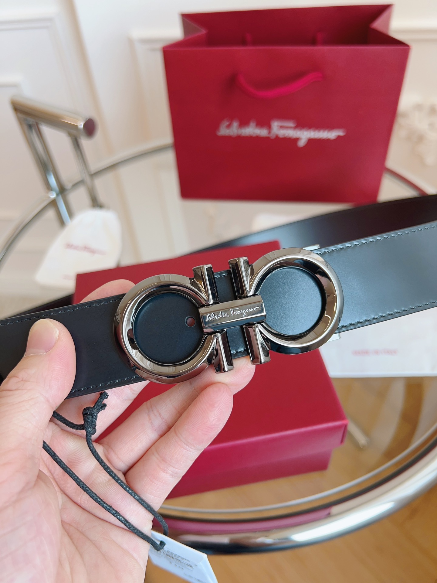 F*erragamo Top Version