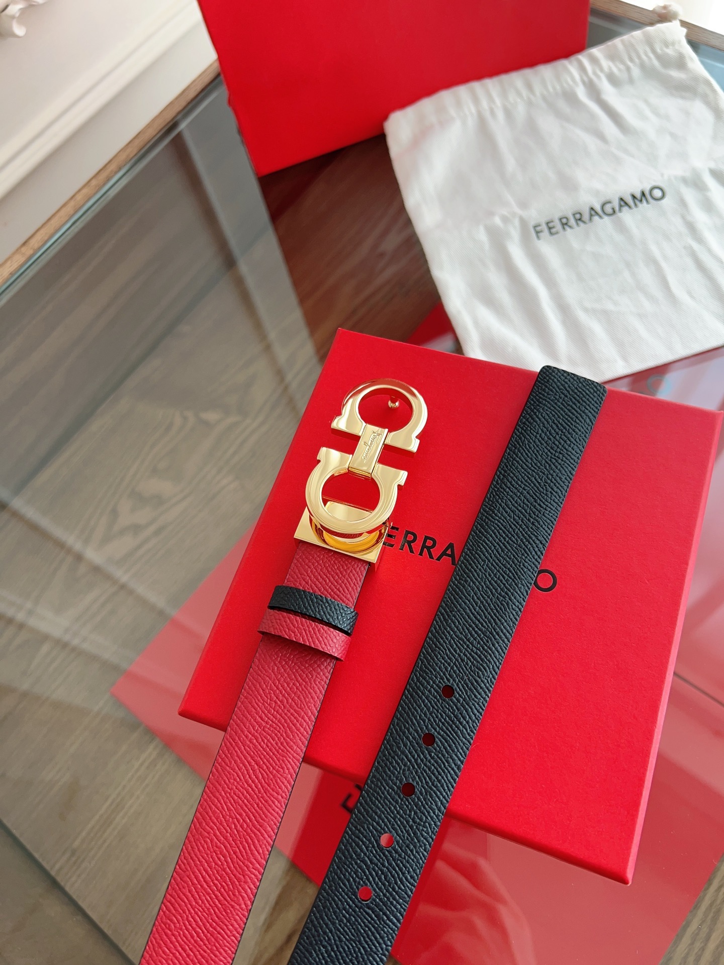 F*erragamo Top Version