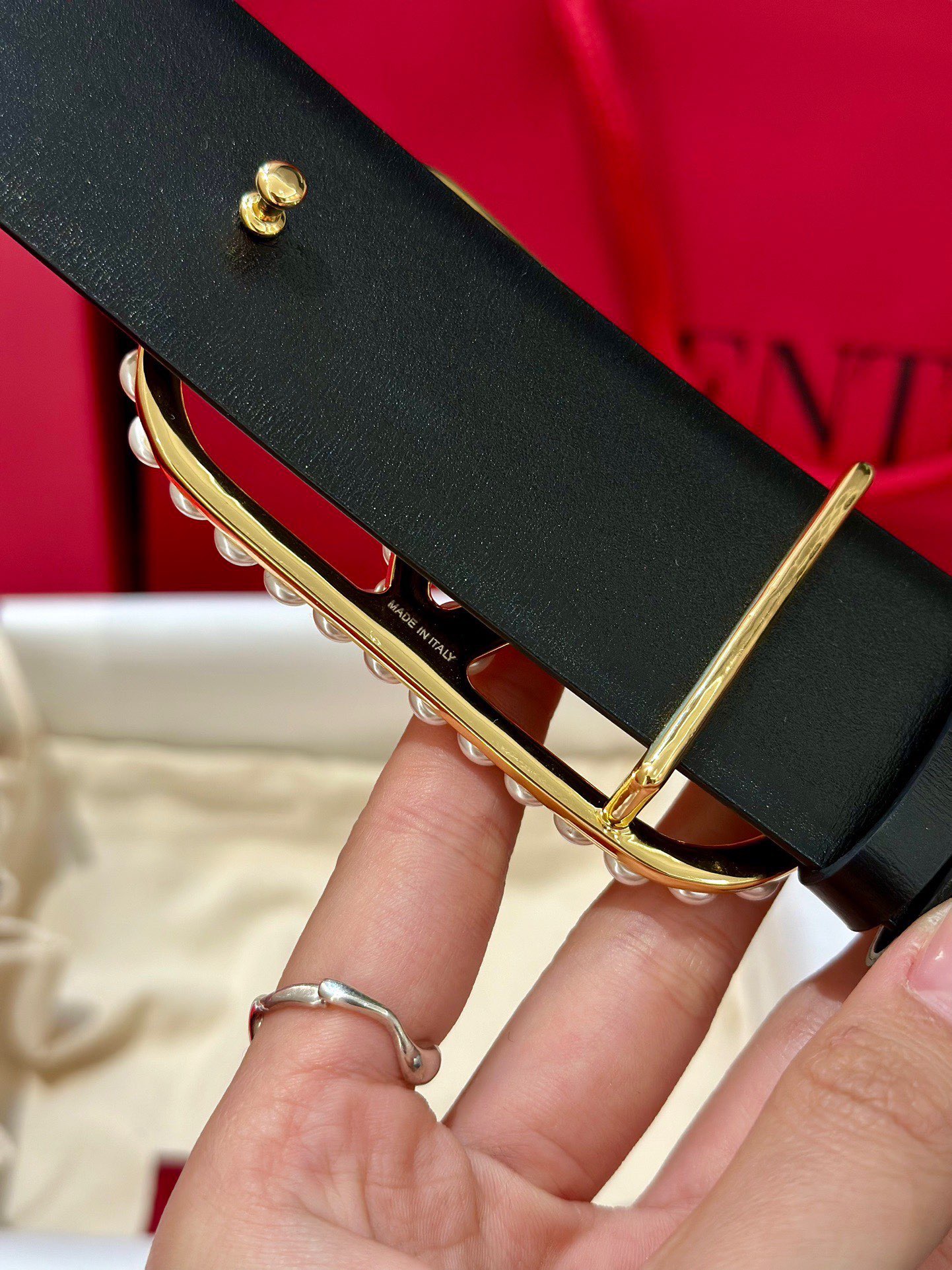 V*alentino Belts Top Quality