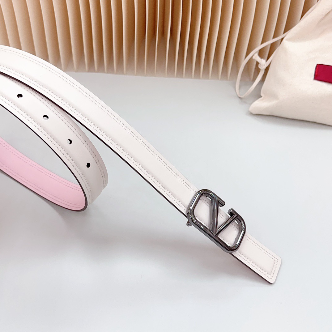 V*alentino Belts Top Quality