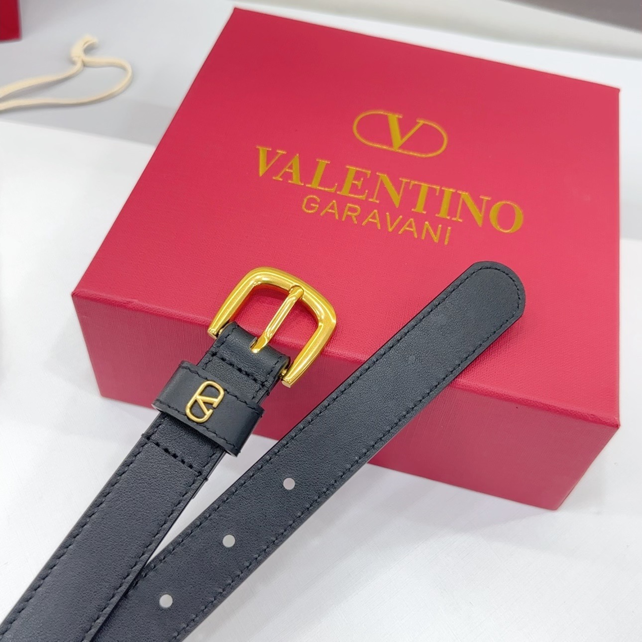 V*alentino Belts Top Quality
