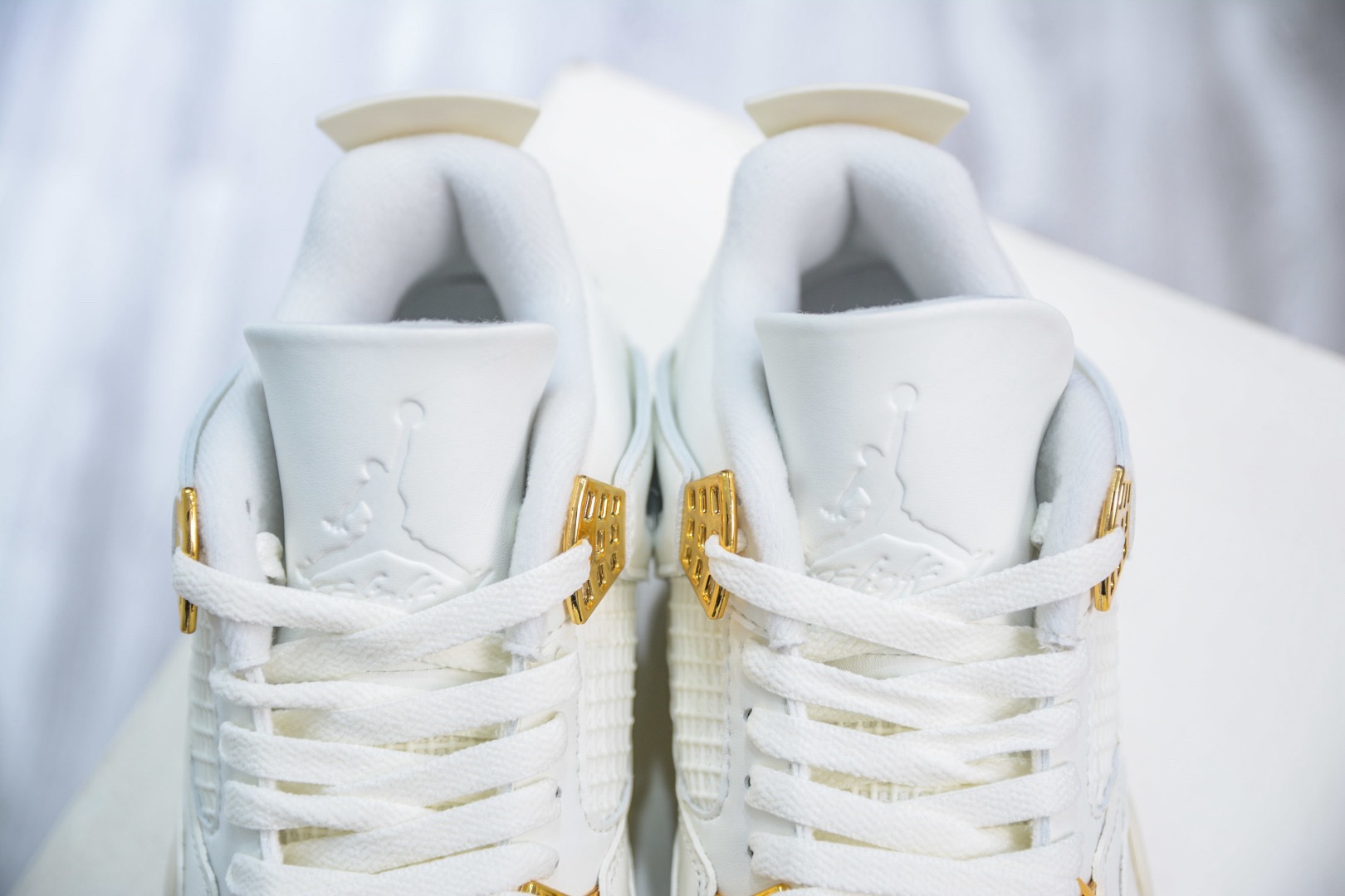 Air Jordan 4 AJ4 sneaker