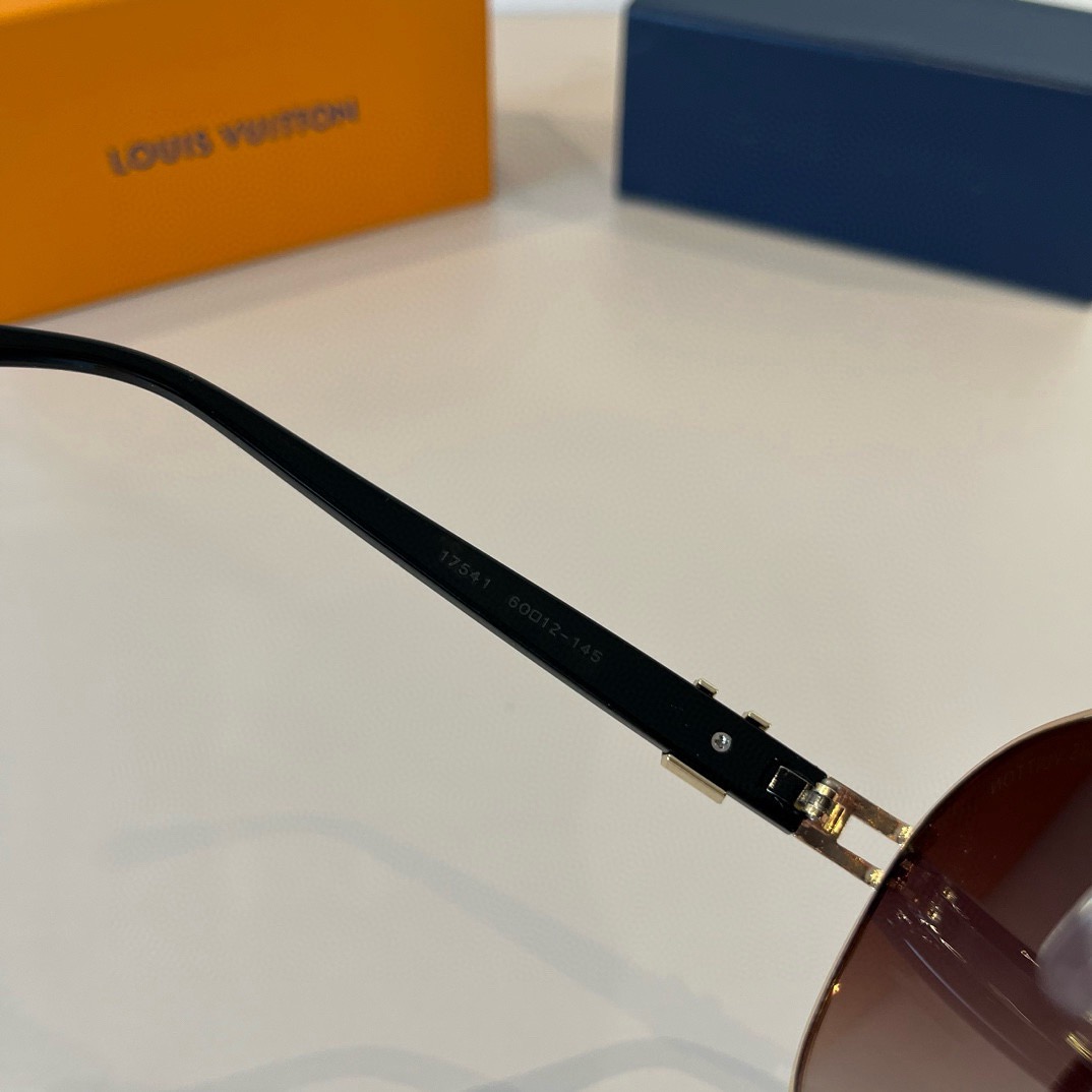 L*ouis V*uitton Glasses