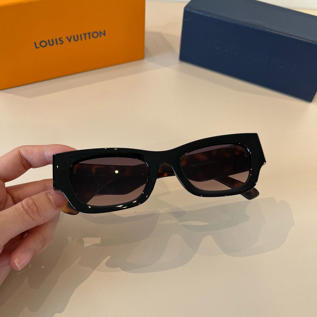 L*ouis V*uitton Glasses