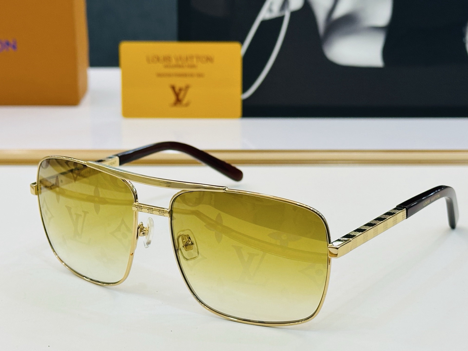 L*ouis V*uitton Glasses