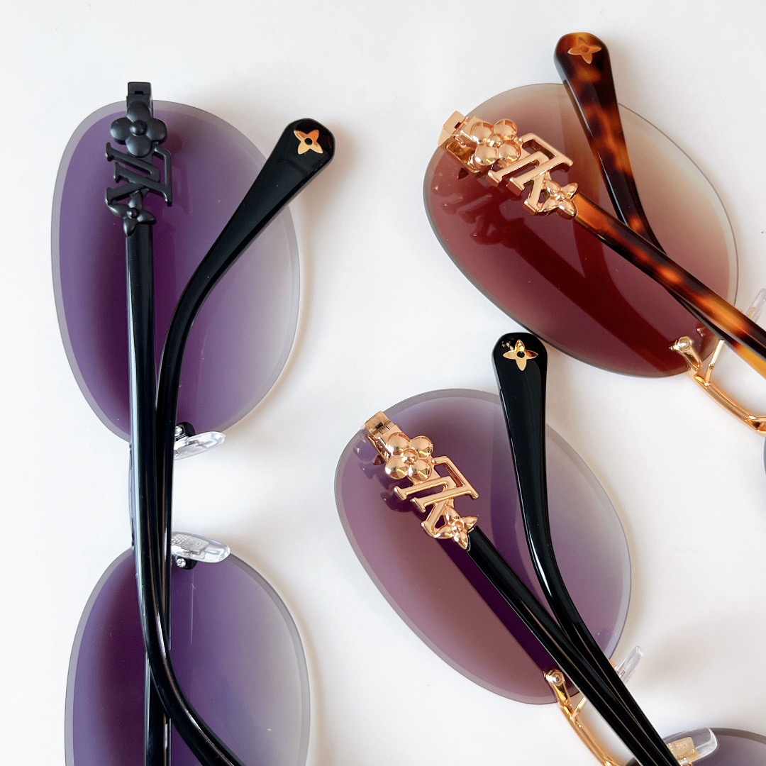 L*ouis V*uitton Glasses