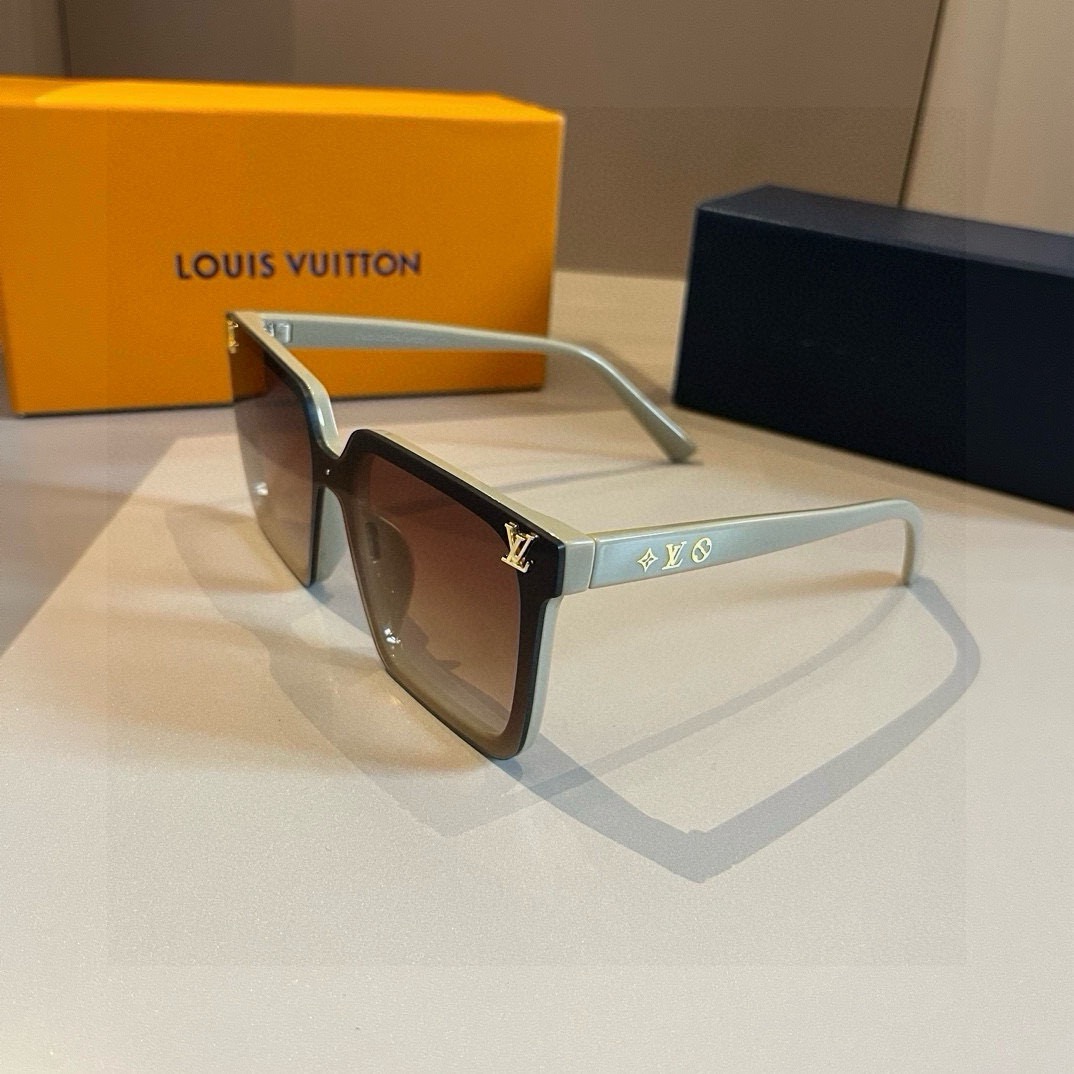 L*ouis V*uitton Glasses