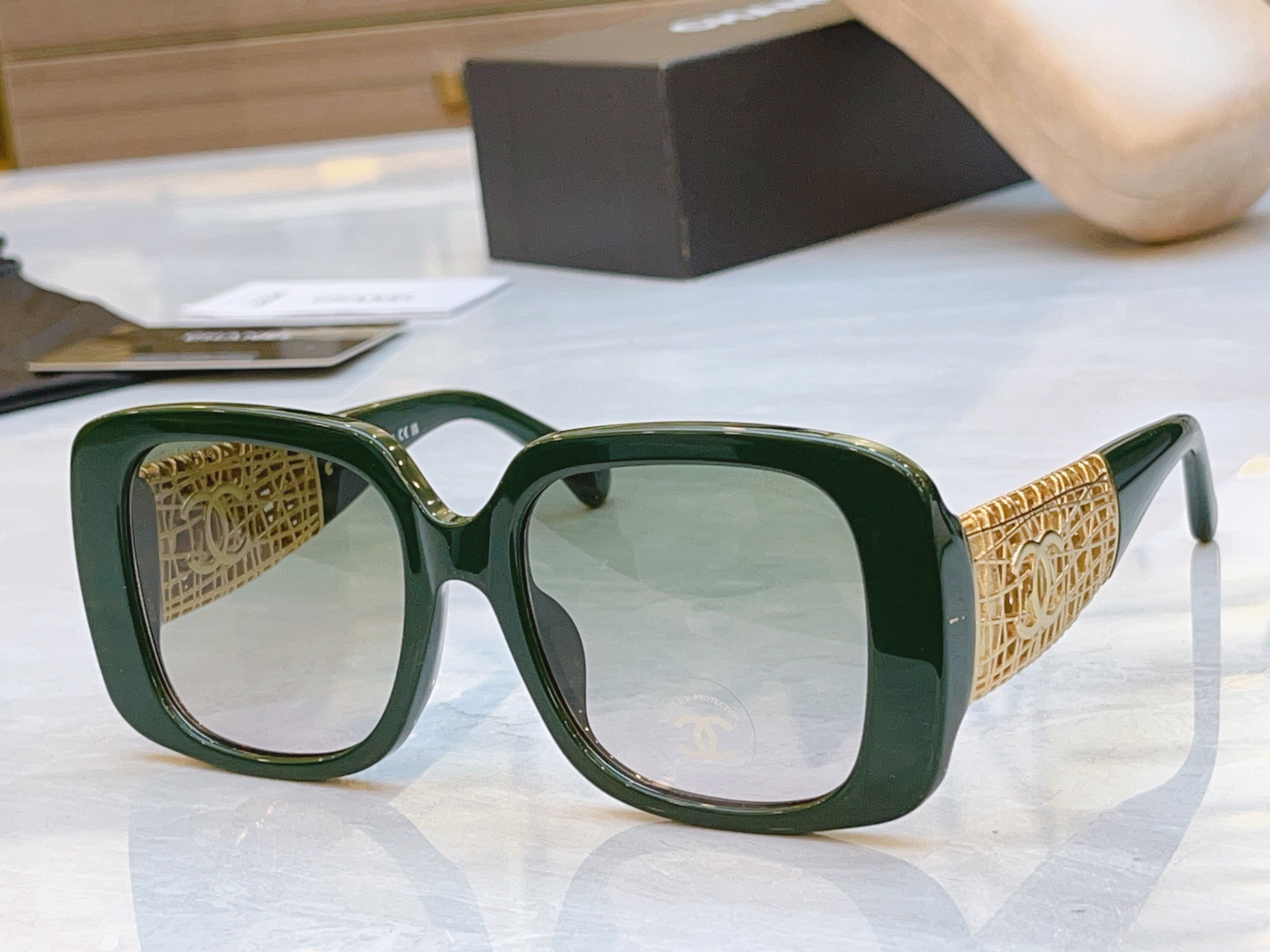 Top Quality C*hanel Glasses