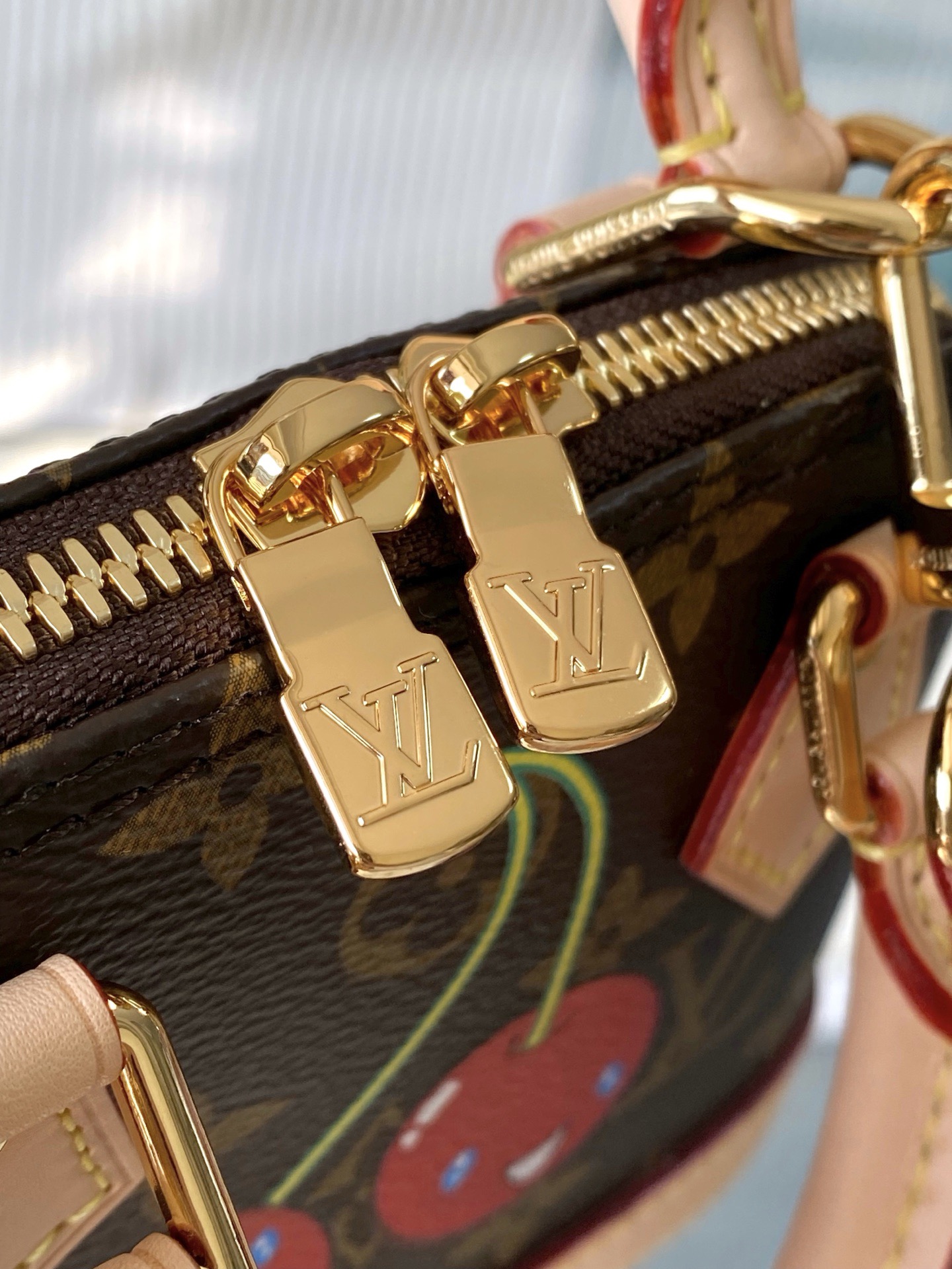 L*ouis V*uitton Top Bag