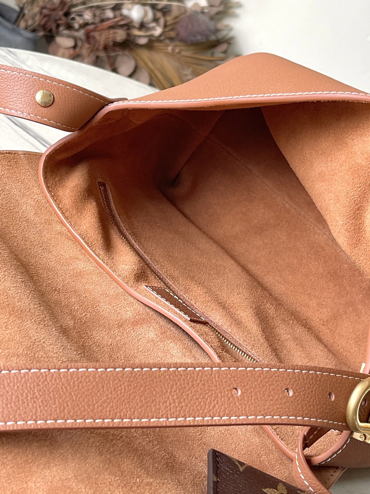 L*ouis V*uitton Top Bag