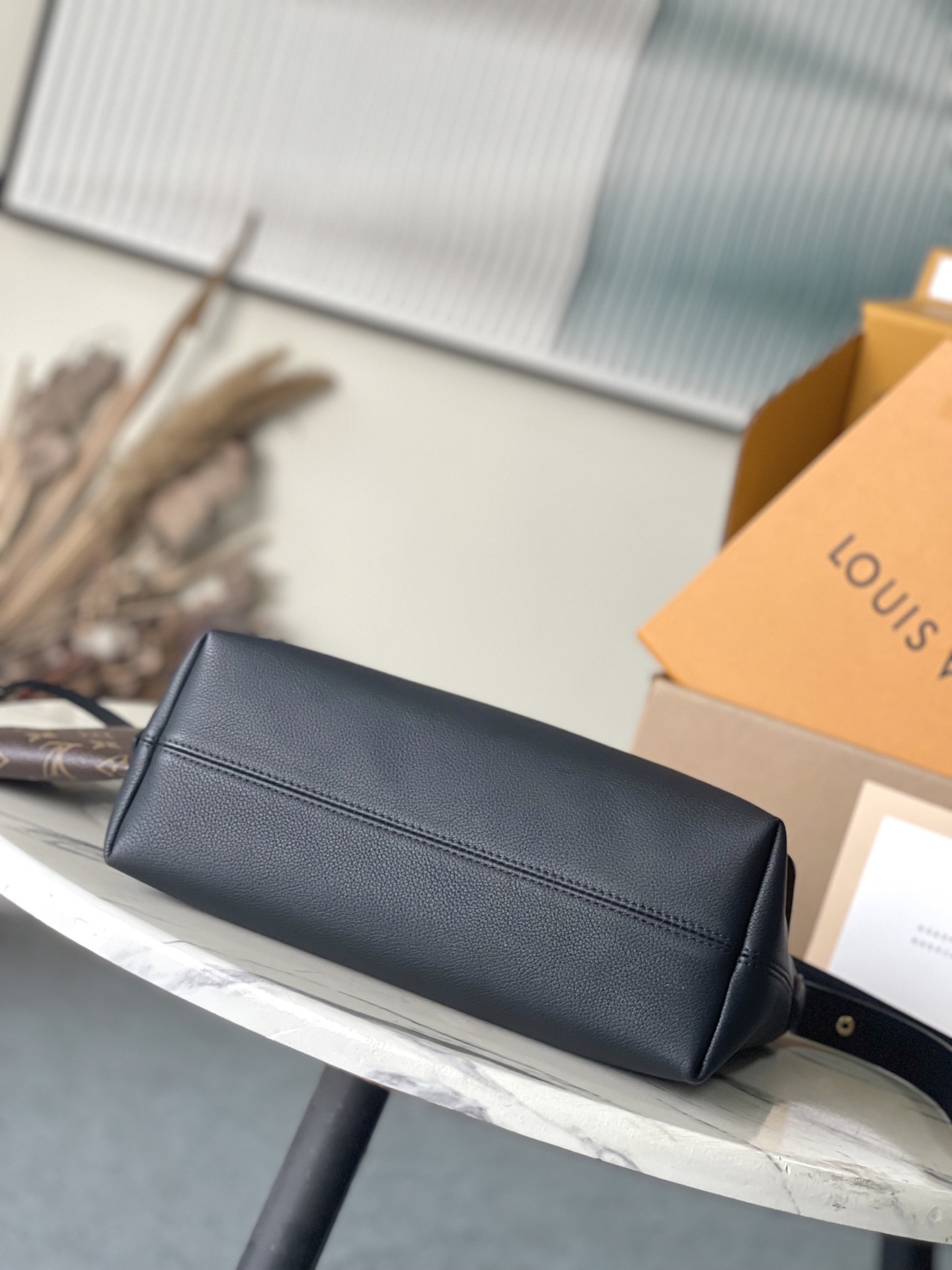 L*ouis V*uitton Top Bag