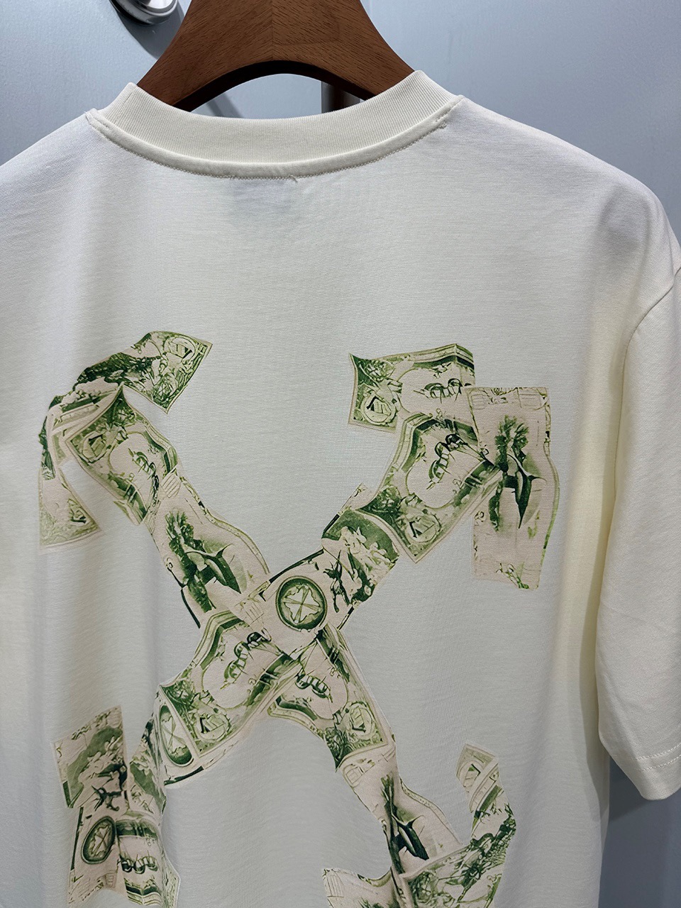 Men Women T-shirt Top Quality