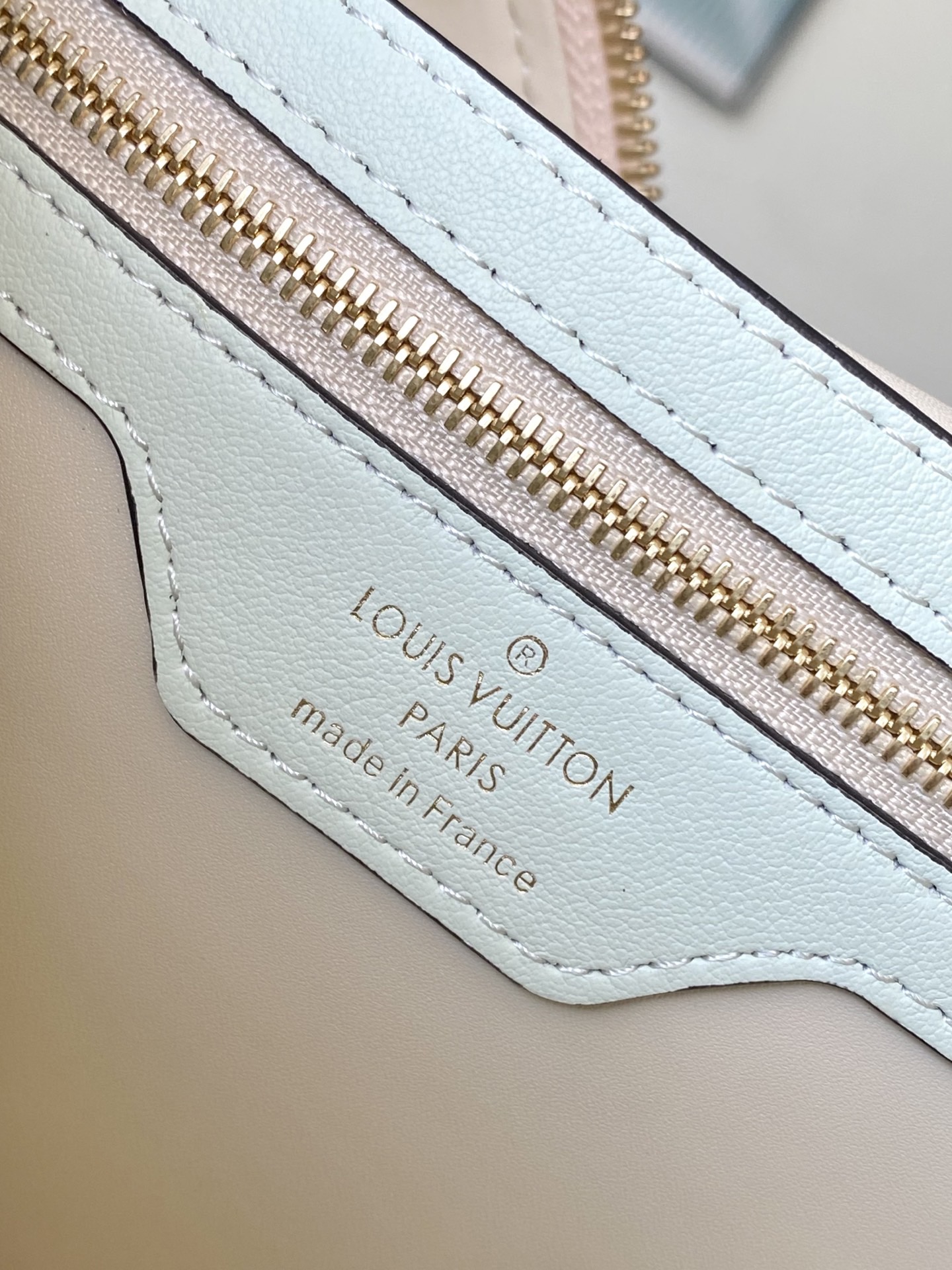 L*ouis V*uitton Top Bag