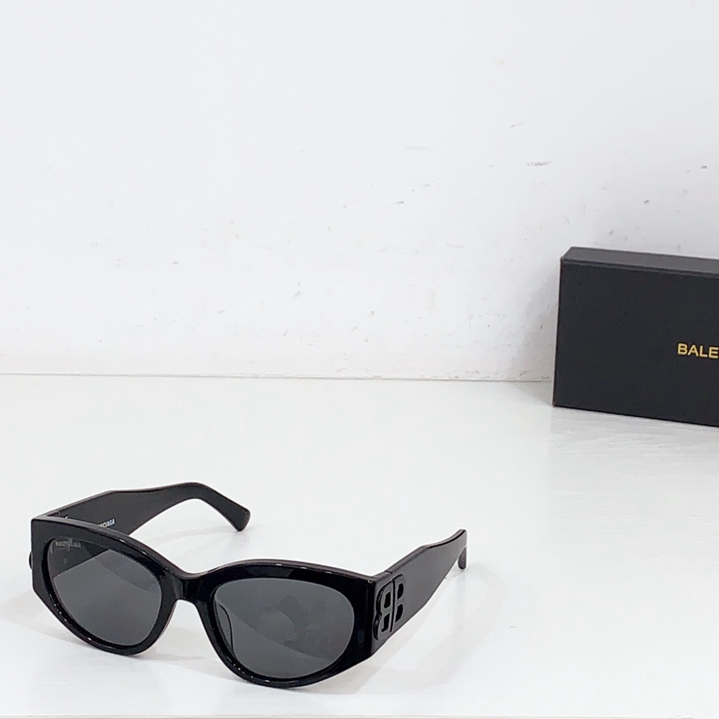 Top Quality B*alenciaga Glasses