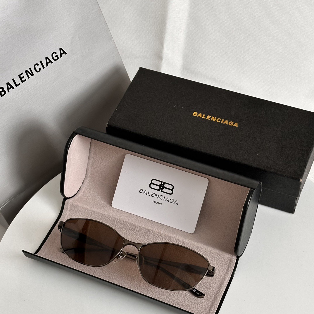 Top Quality B*alenciaga Glasses