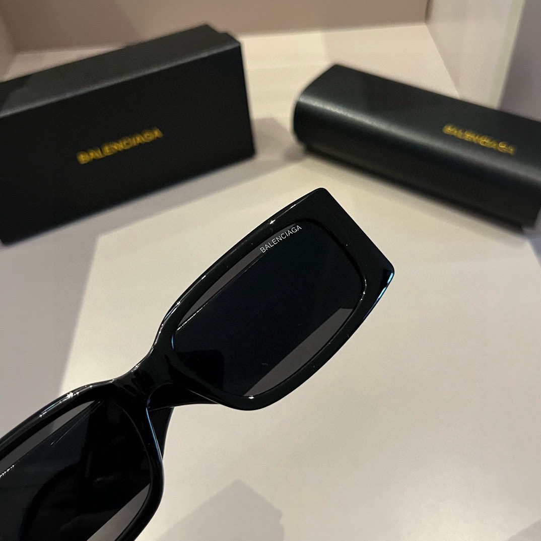 Top Quality B*alenciaga Glasses