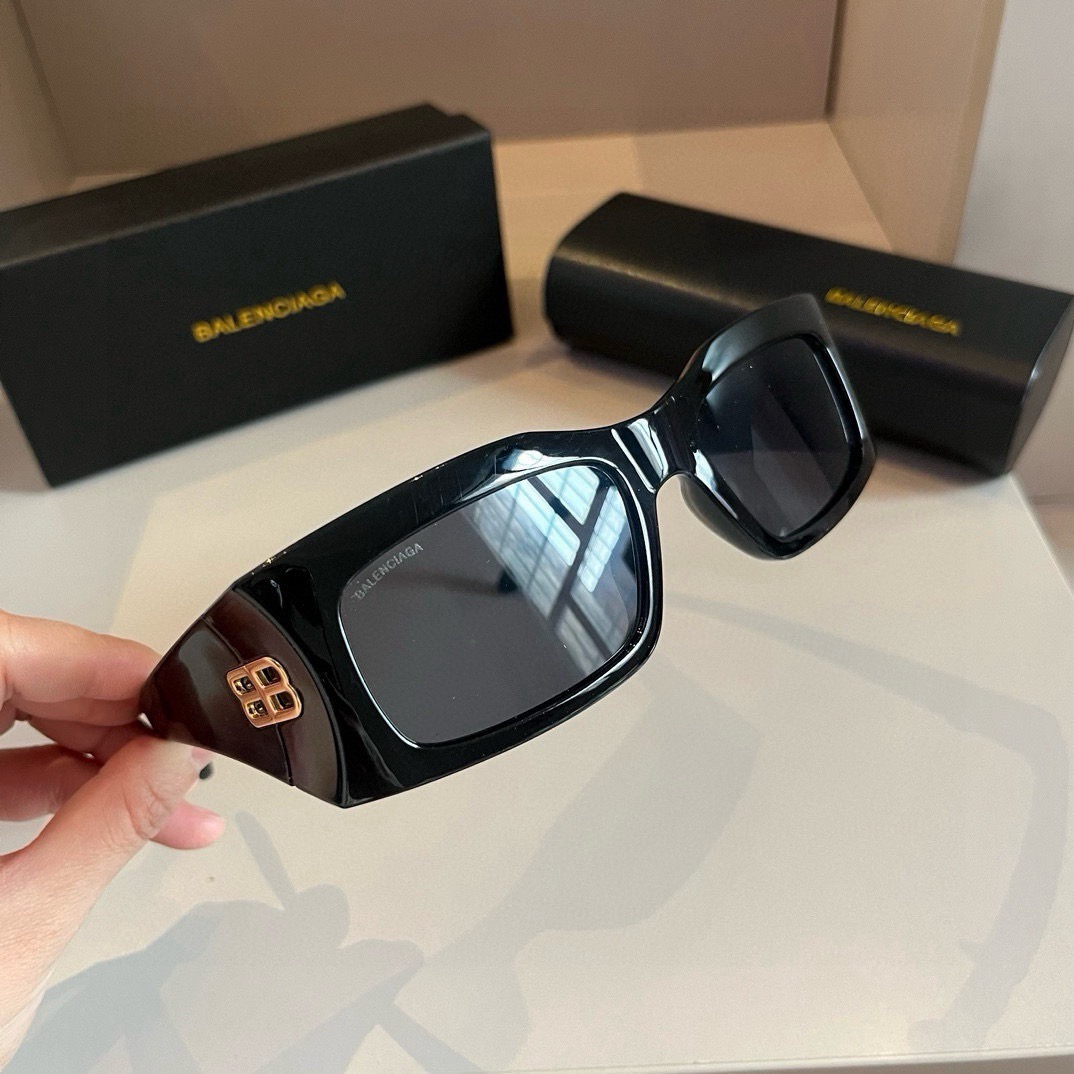 Top Quality B*alenciaga Glasses