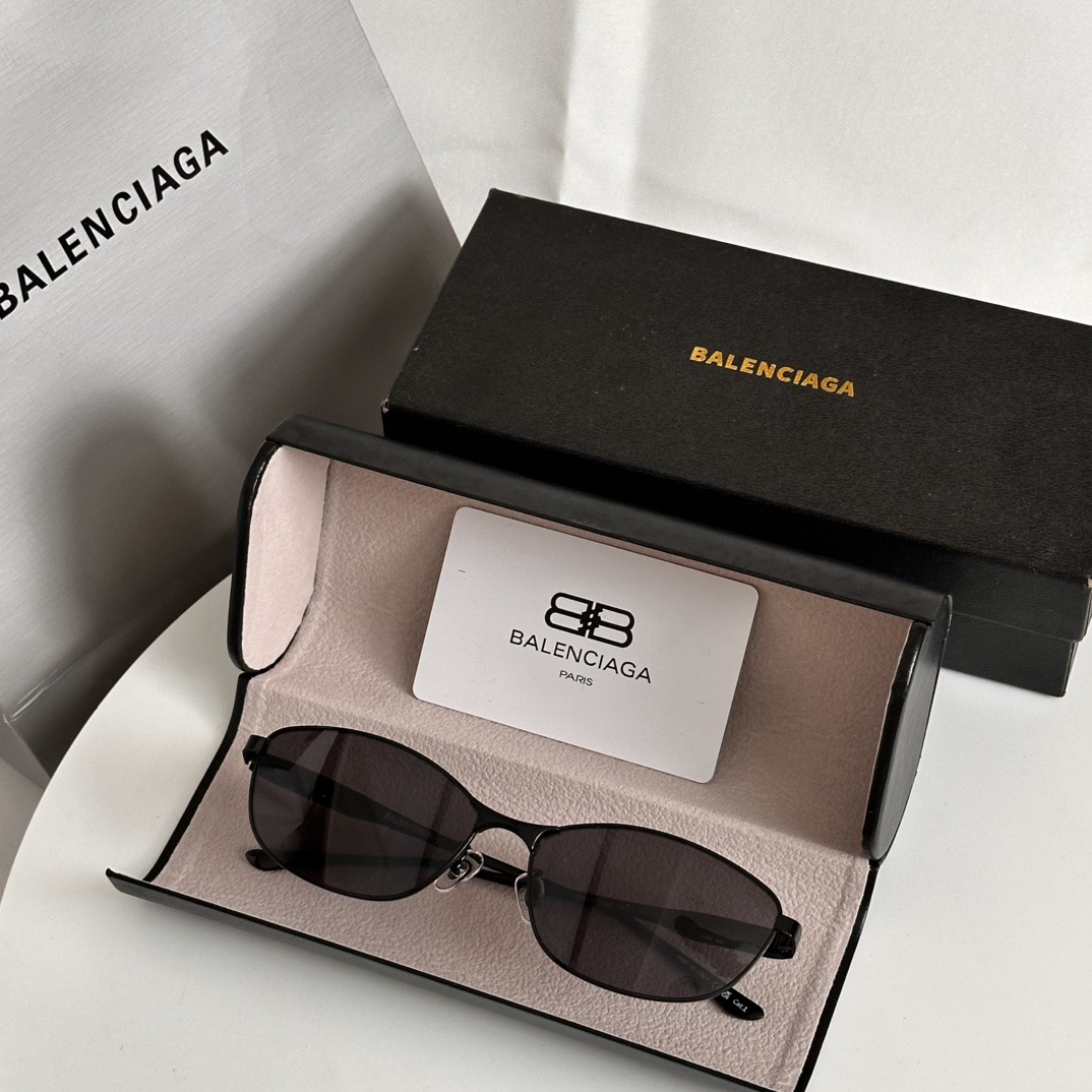 Top Quality B*alenciaga Glasses