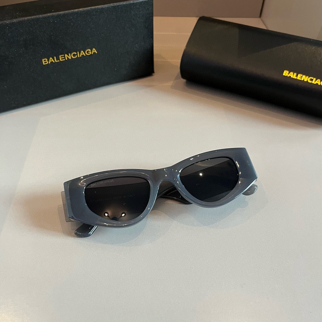 Top Quality B*alenciaga Glasses