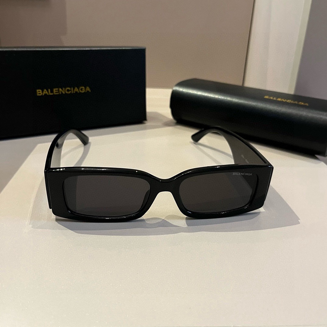 Top Quality B*alenciaga Glasses