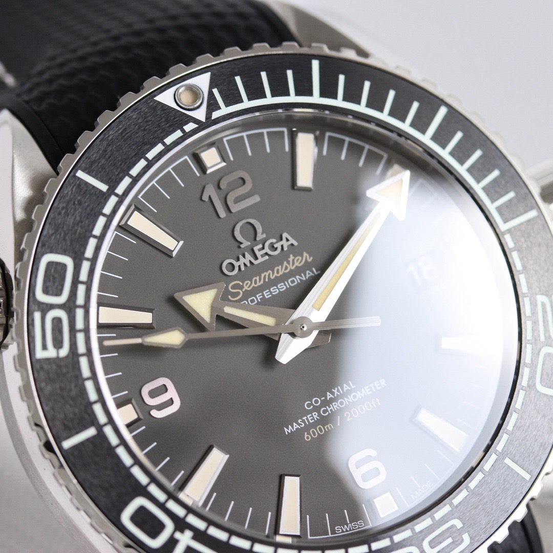 Top Quality 0*mega Watches