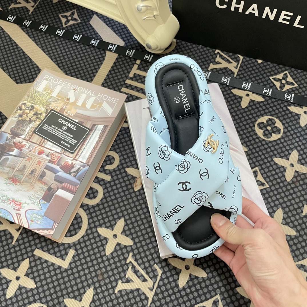 Women Top Quality C*hanel shoes