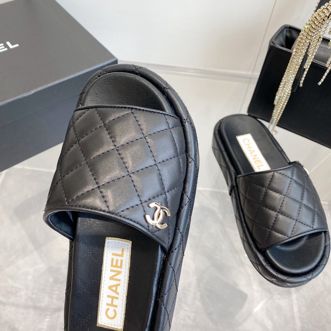 Women Top Quality C*hanel shoes