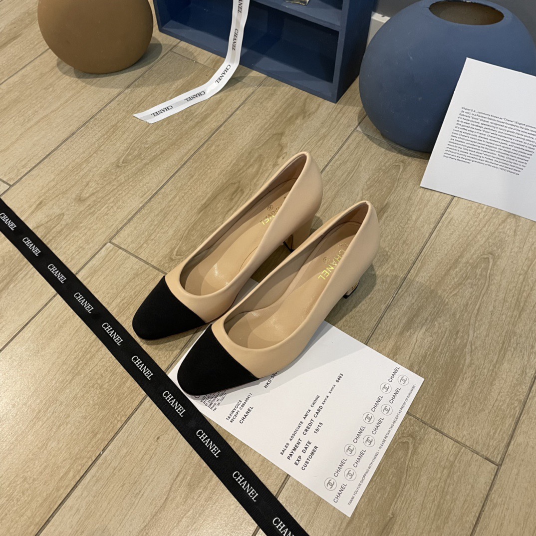 Women Top Quality C*hanel shoes