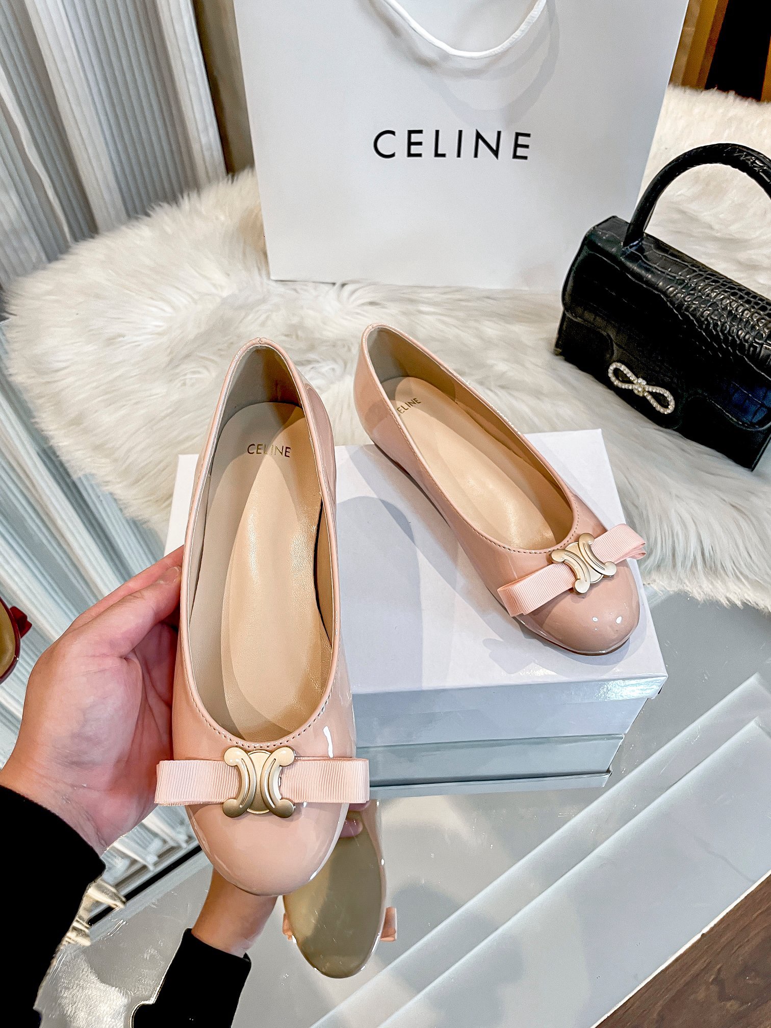 Women Top Quality C*eline shoes