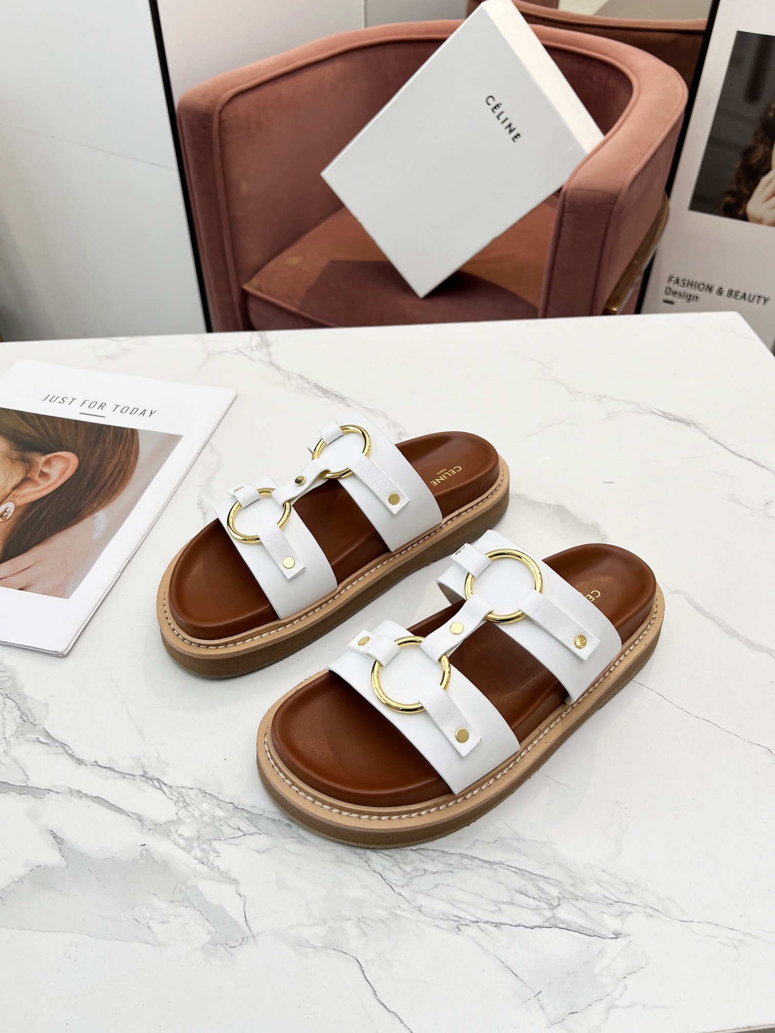 Women Top Quality C*eline shoes