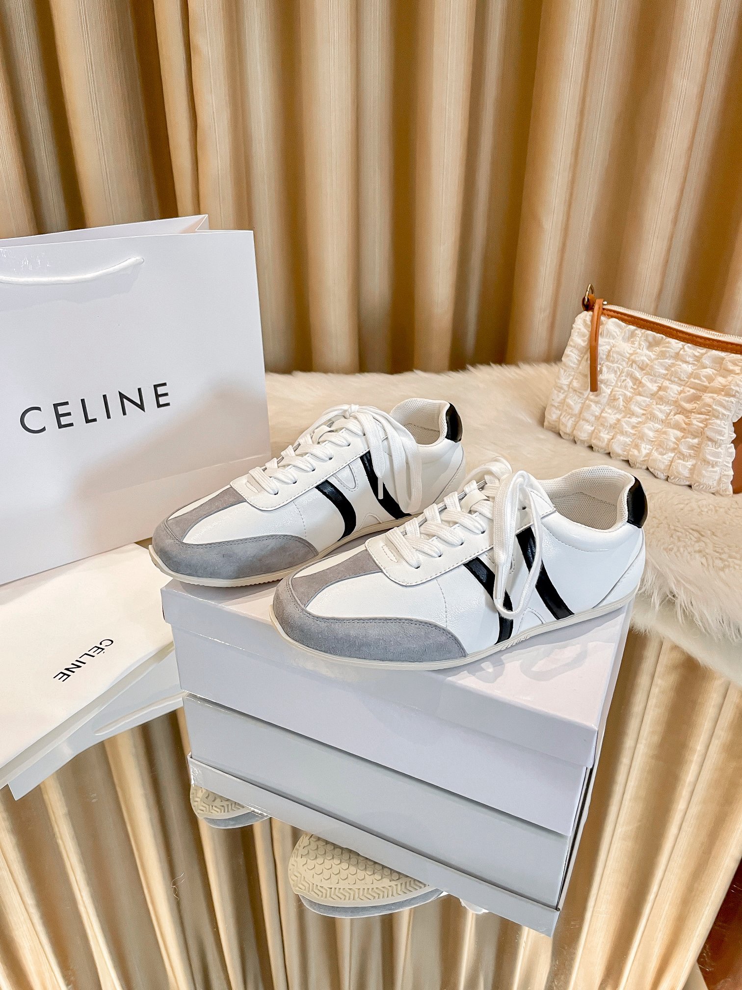 Women Top Quality C*eline shoes