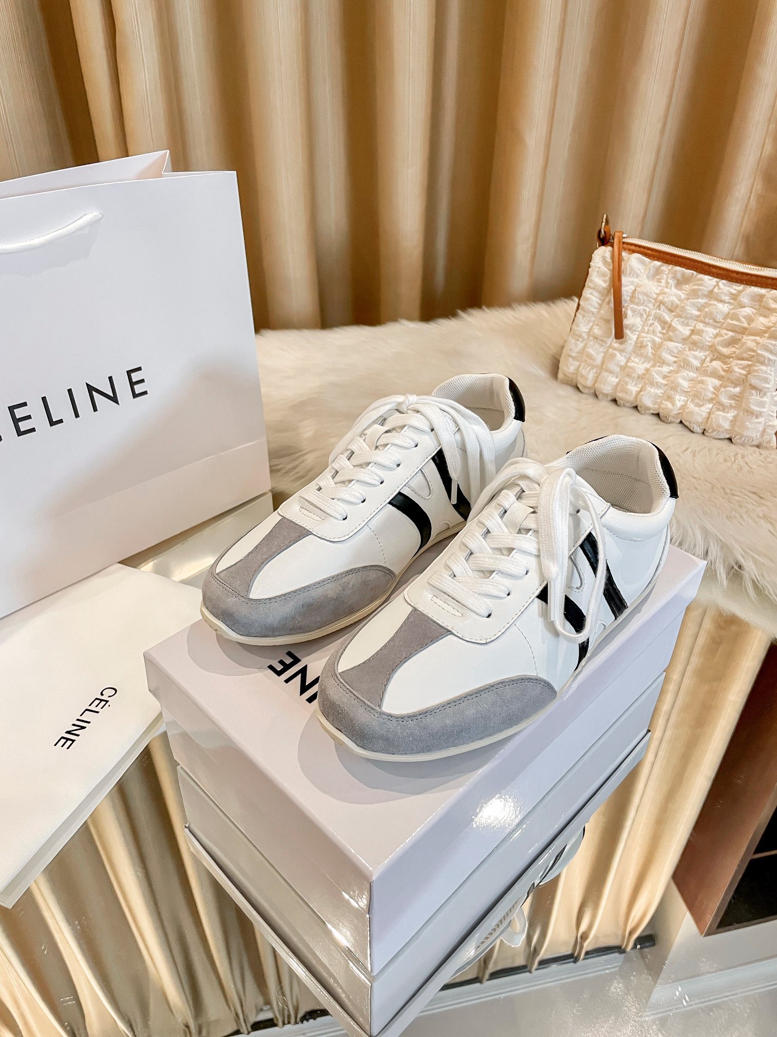 Women Top Quality C*eline shoes