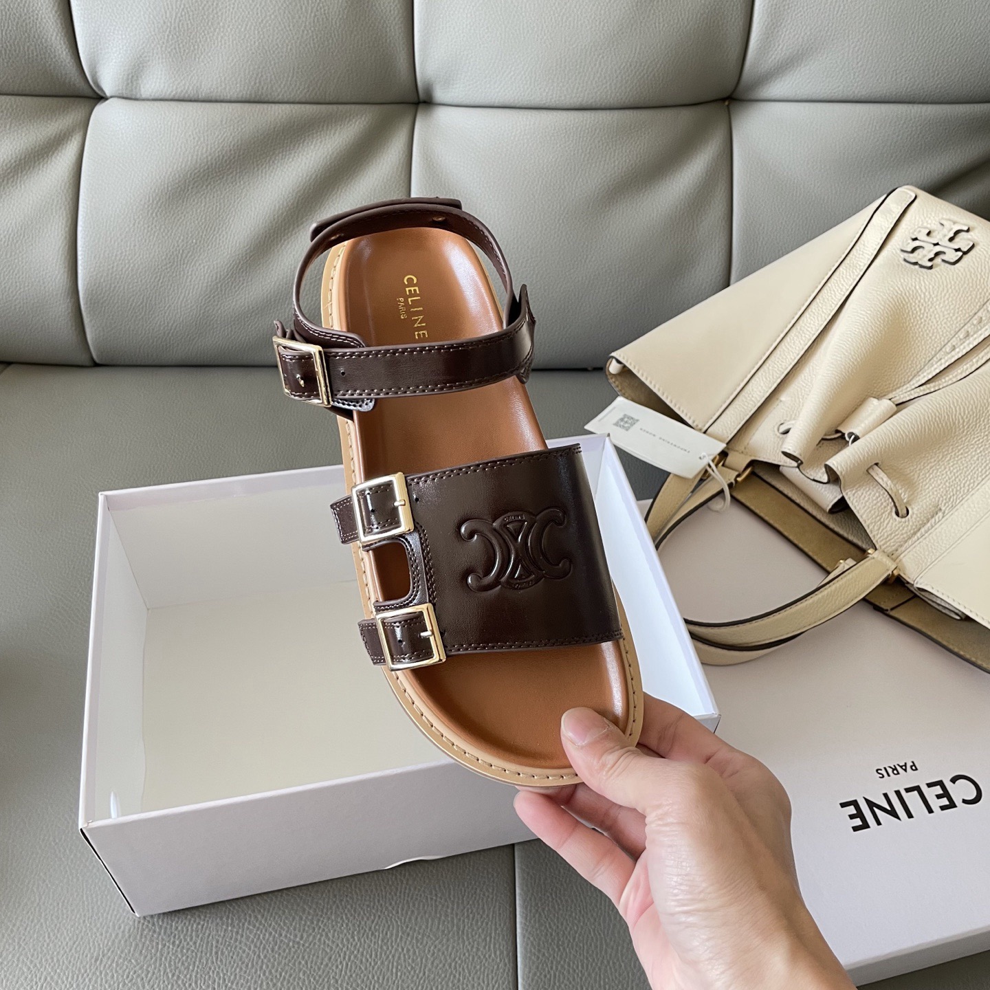 Women Top Quality C*eline shoes