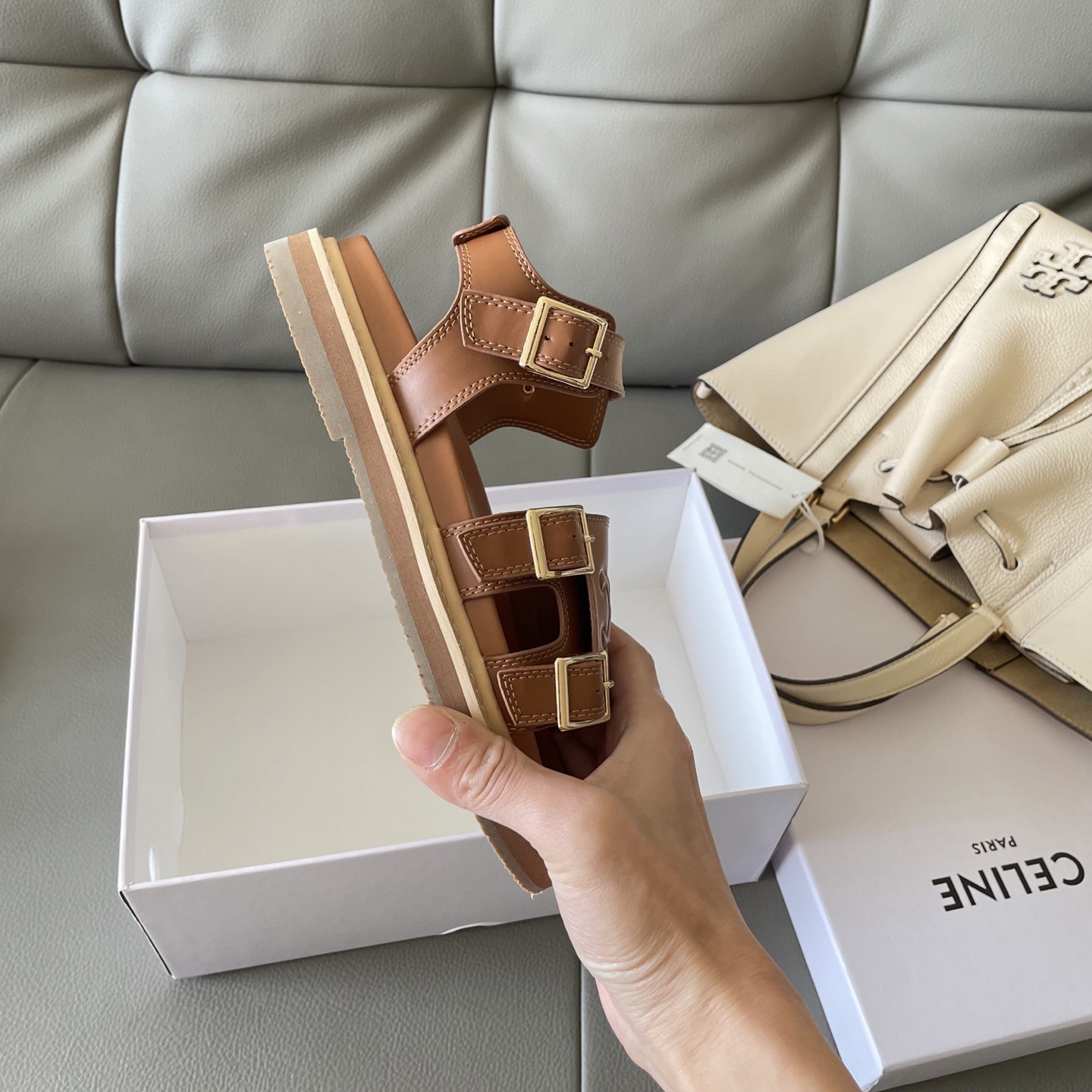 Women Top Quality C*eline shoes