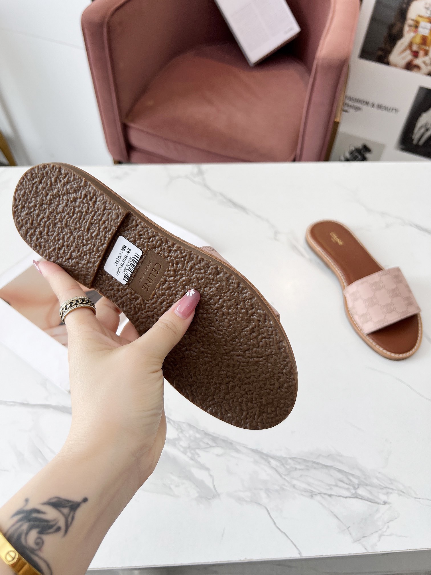 Women Top Quality C*eline shoes