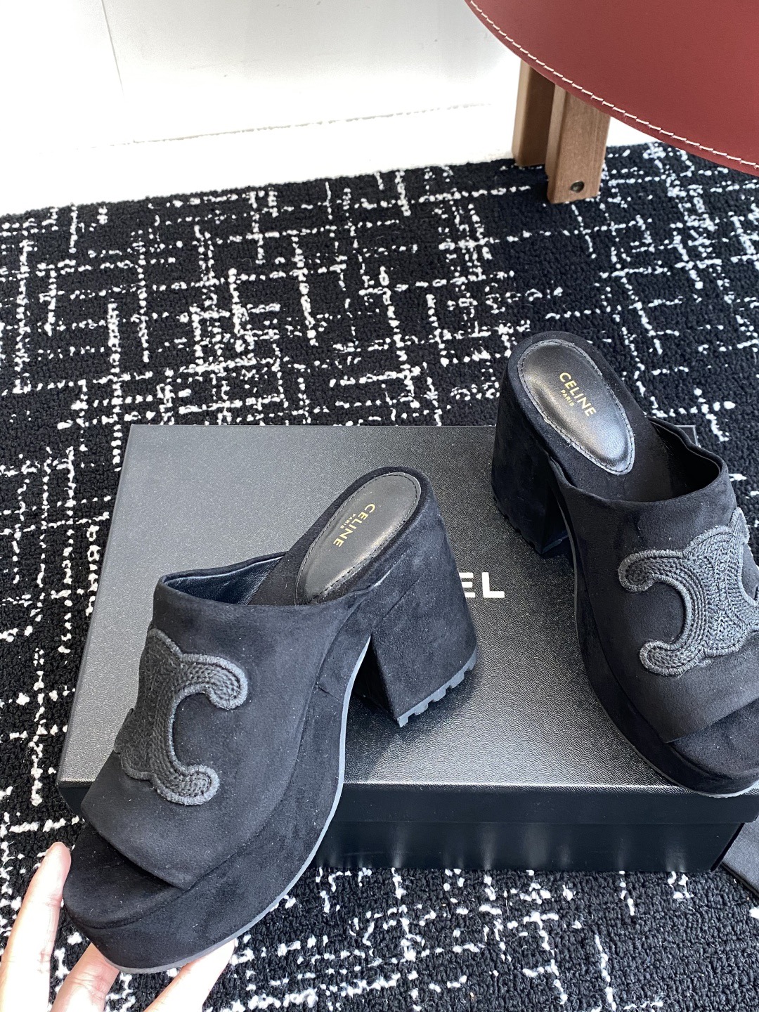 Women Top Quality C*eline shoes