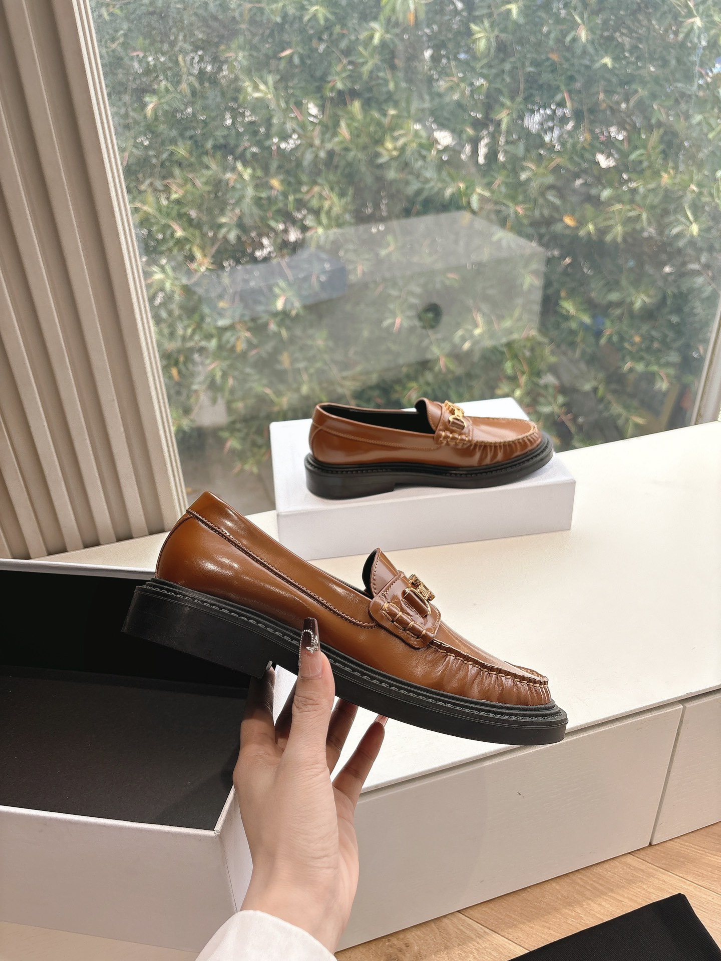 Women Top Quality C*eline shoes