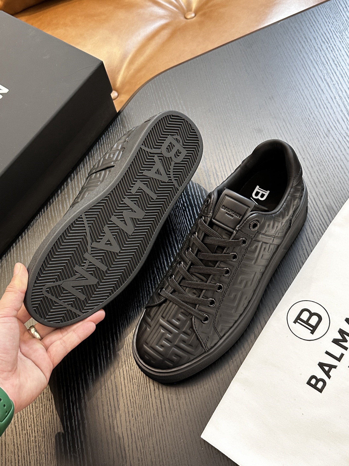 Women Men Top Quality B*almain shoes