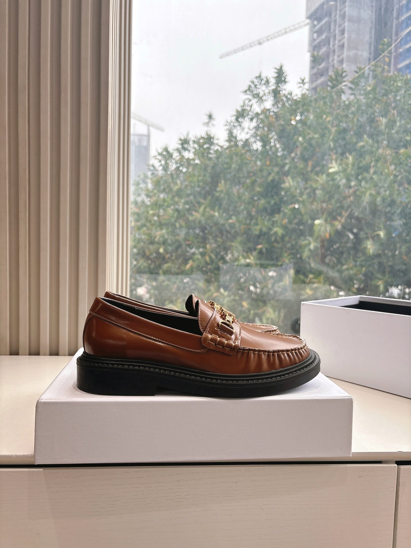 Women Top Quality C*eline shoes