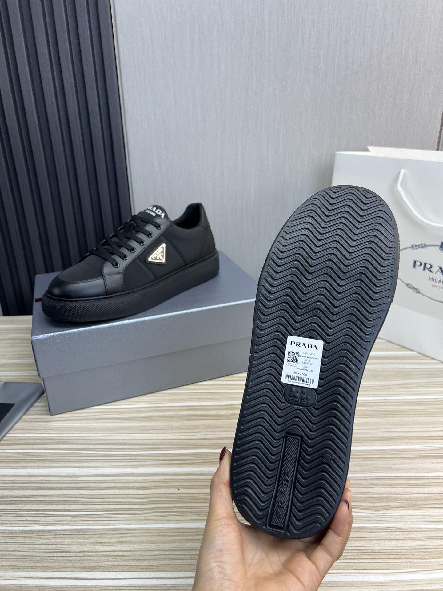 Women Men Top Quality P*rada shoes