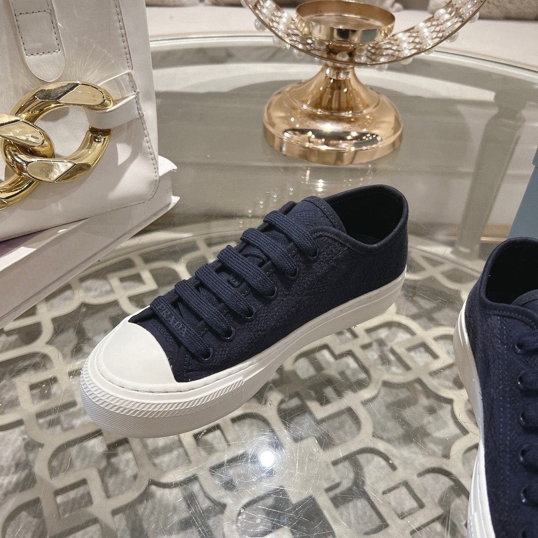 Women Men Top Quality P*rada shoes