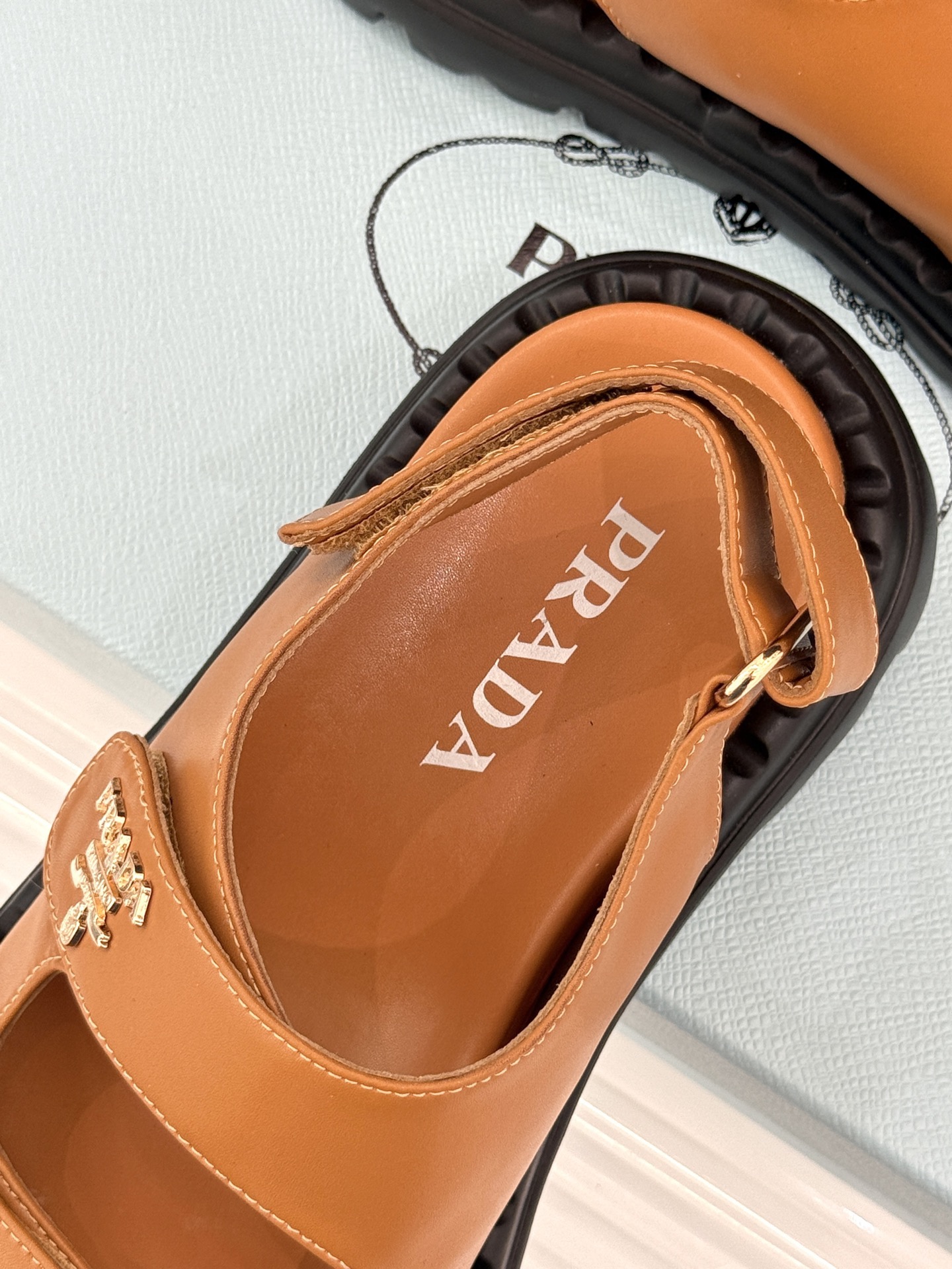 Women Men Top Quality P*rada shoes