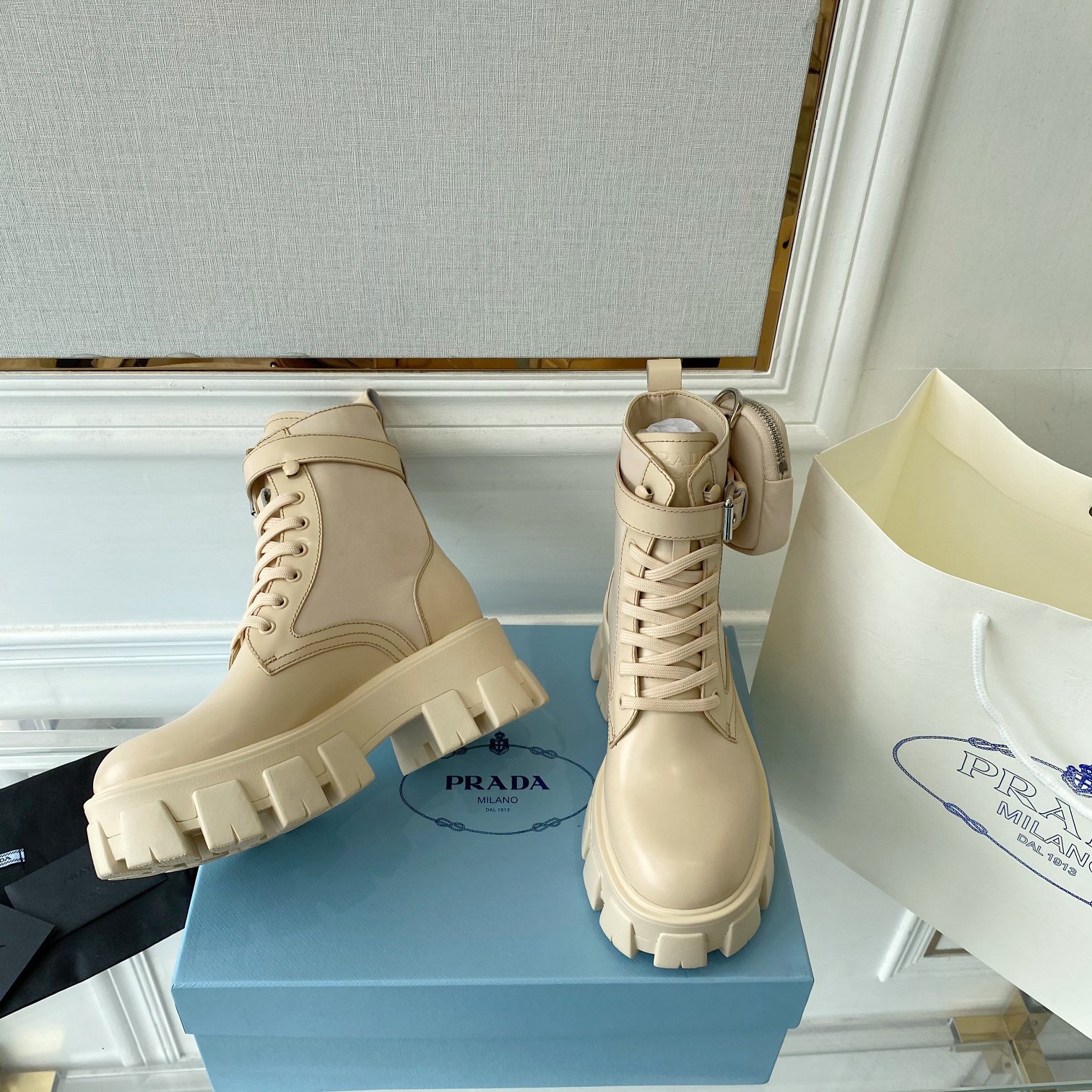 Women Men Top Quality P*rada shoes