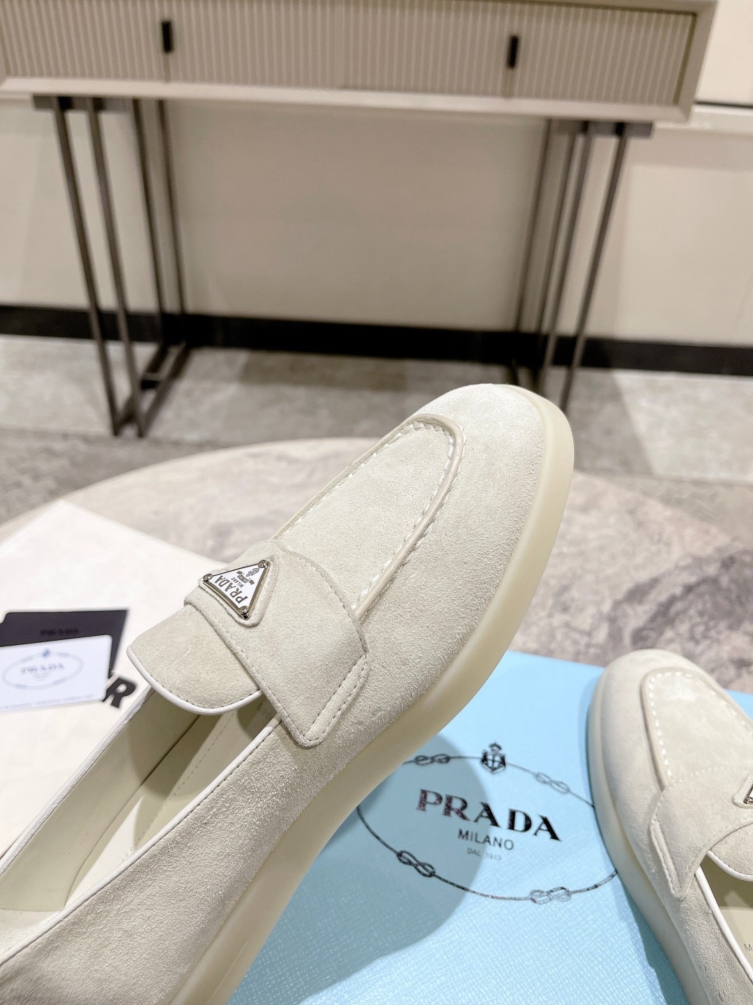 Women Men Top Quality P*rada shoes