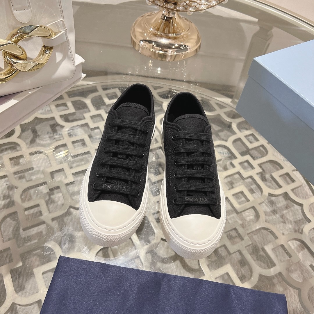 Women Men Top Quality P*rada shoes