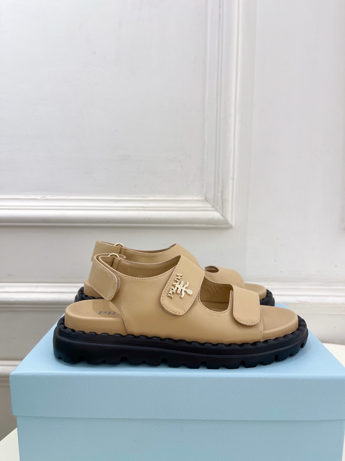 Women Men Top Quality P*rada shoes